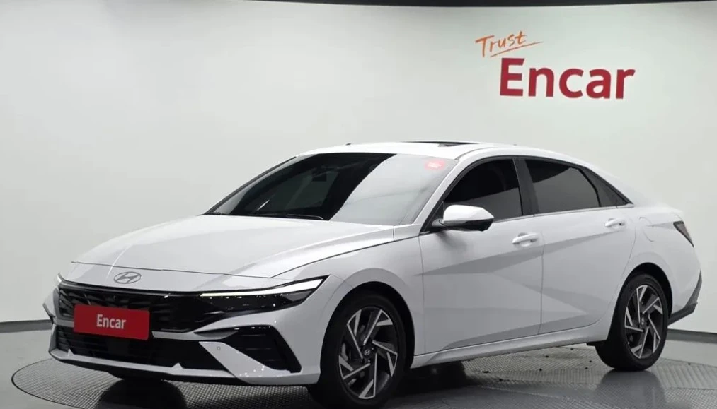 Импорт из Кореи 🇰🇷
HYUNDAI AVANTE
2023 / 08
1.6 / 128лс / 2WD
Пробег 11 138км

Без окрасов. Камеры