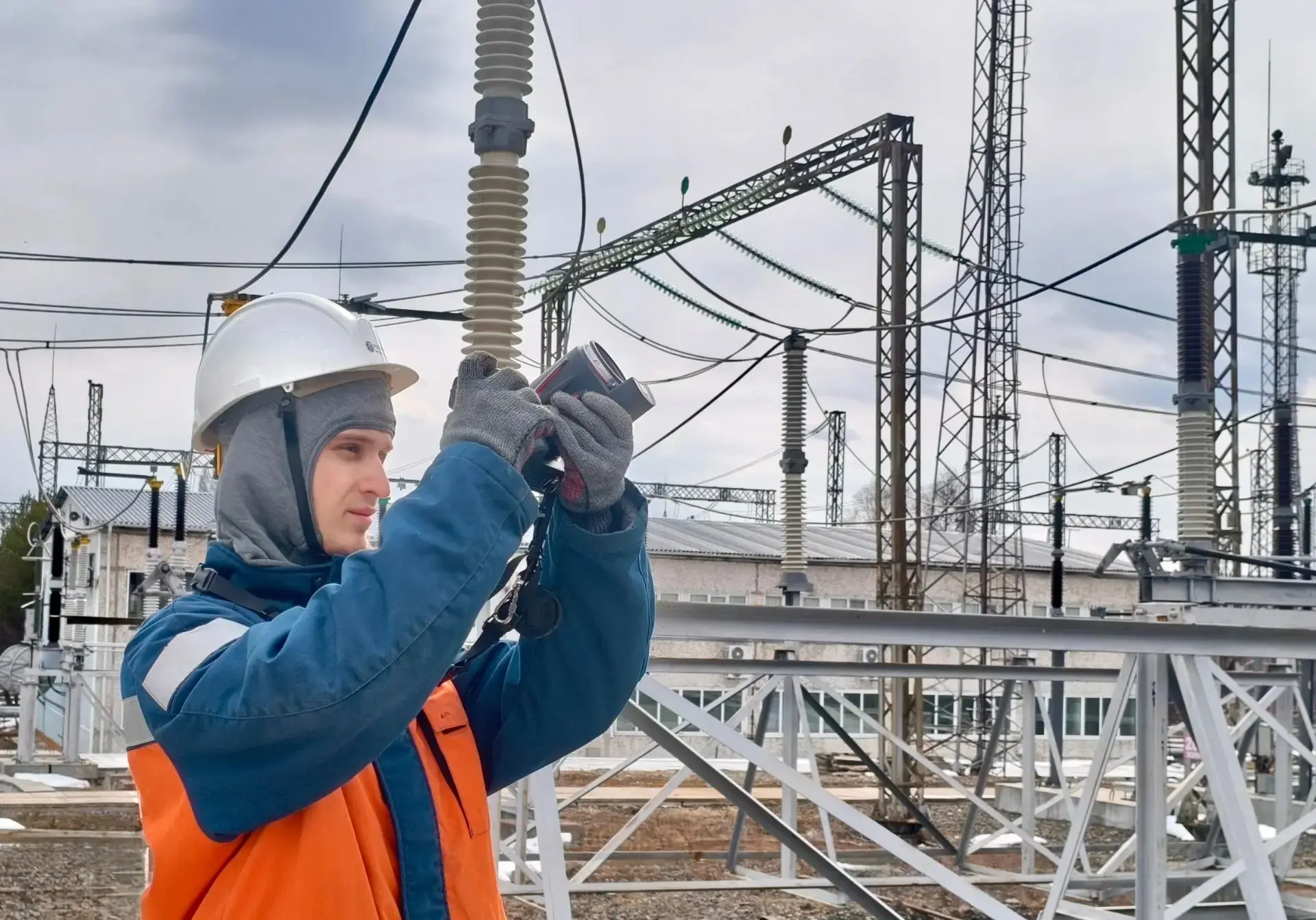 Филиал ПАО «Россети» выполнил тепловизионное обследование оборудования на магистральных подстанциях 