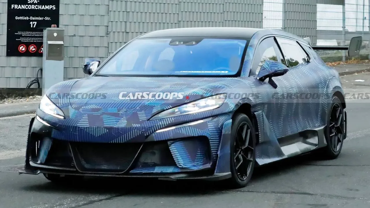 Denza готовит безумный Z9 GT — универсал может получить почти 2000 лошадей.