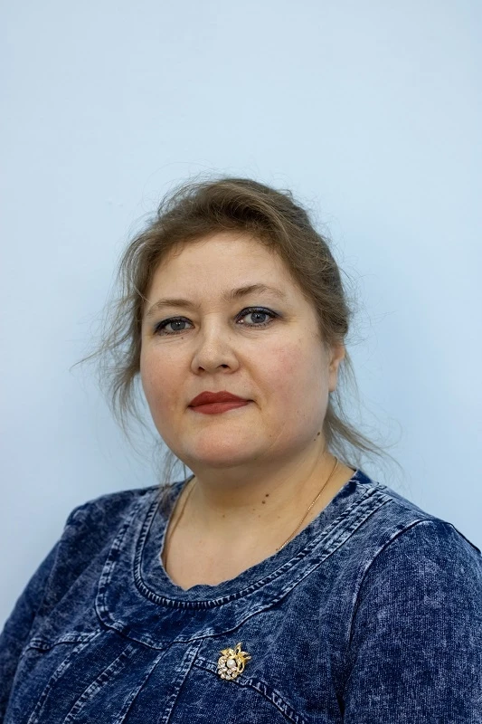 Сегодня мы поздравляем с днем рождения учителя начальных классов Наталью Алексеевну Морозкину! 💐💫 