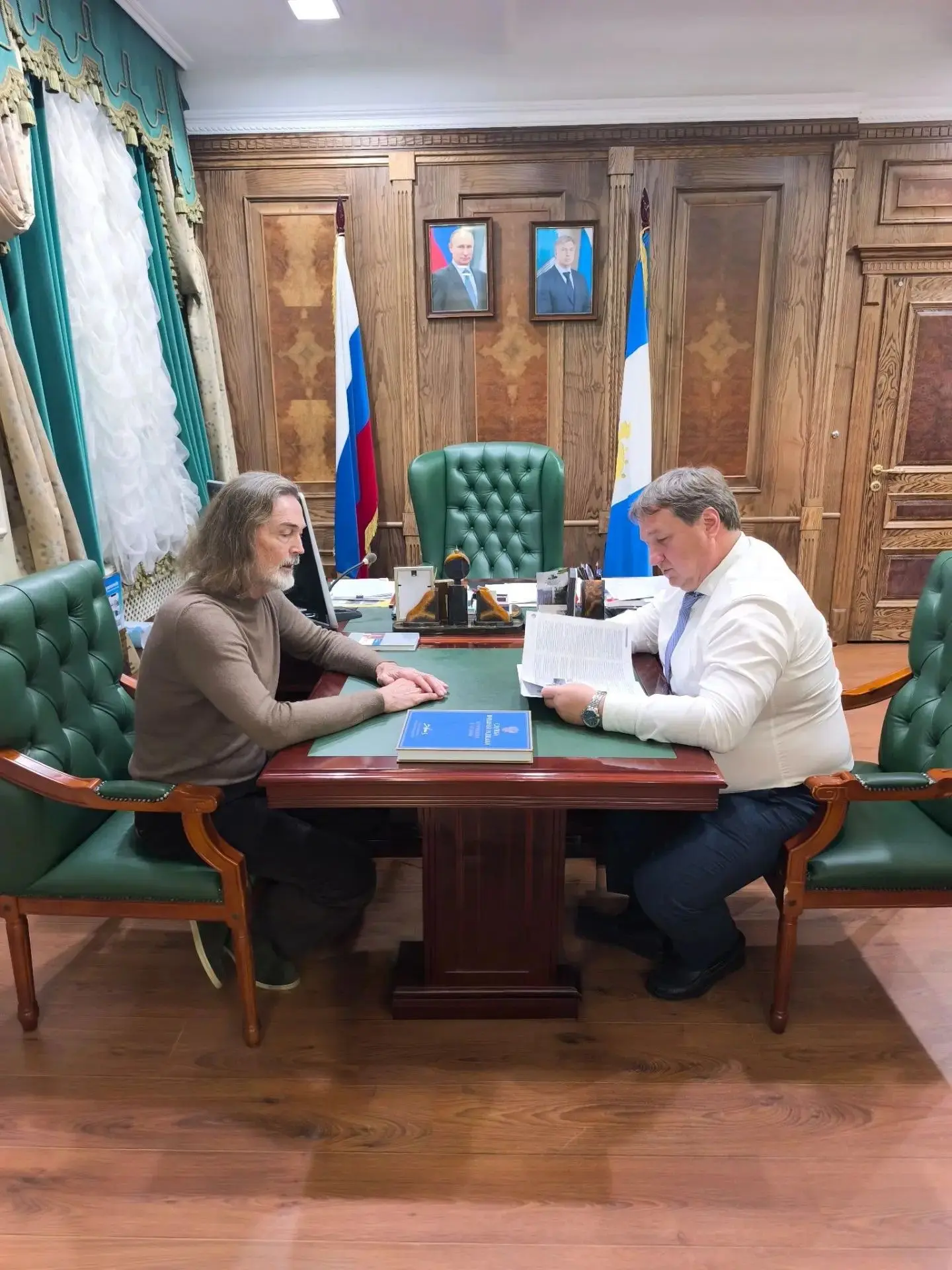 Никас Сафронов планирует открыть в Ульяновске собственную «Третьяковку»?