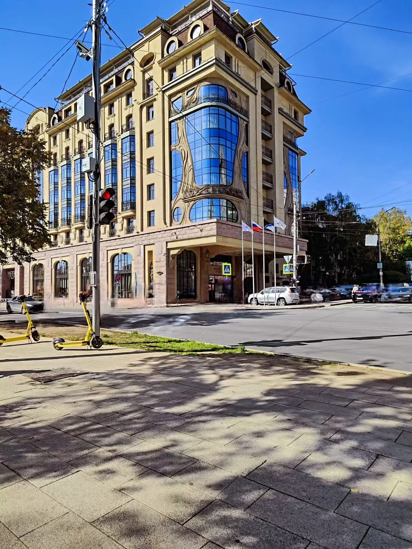 Доброе утро, друзья! Отличного вам дня и хорошего настроения!