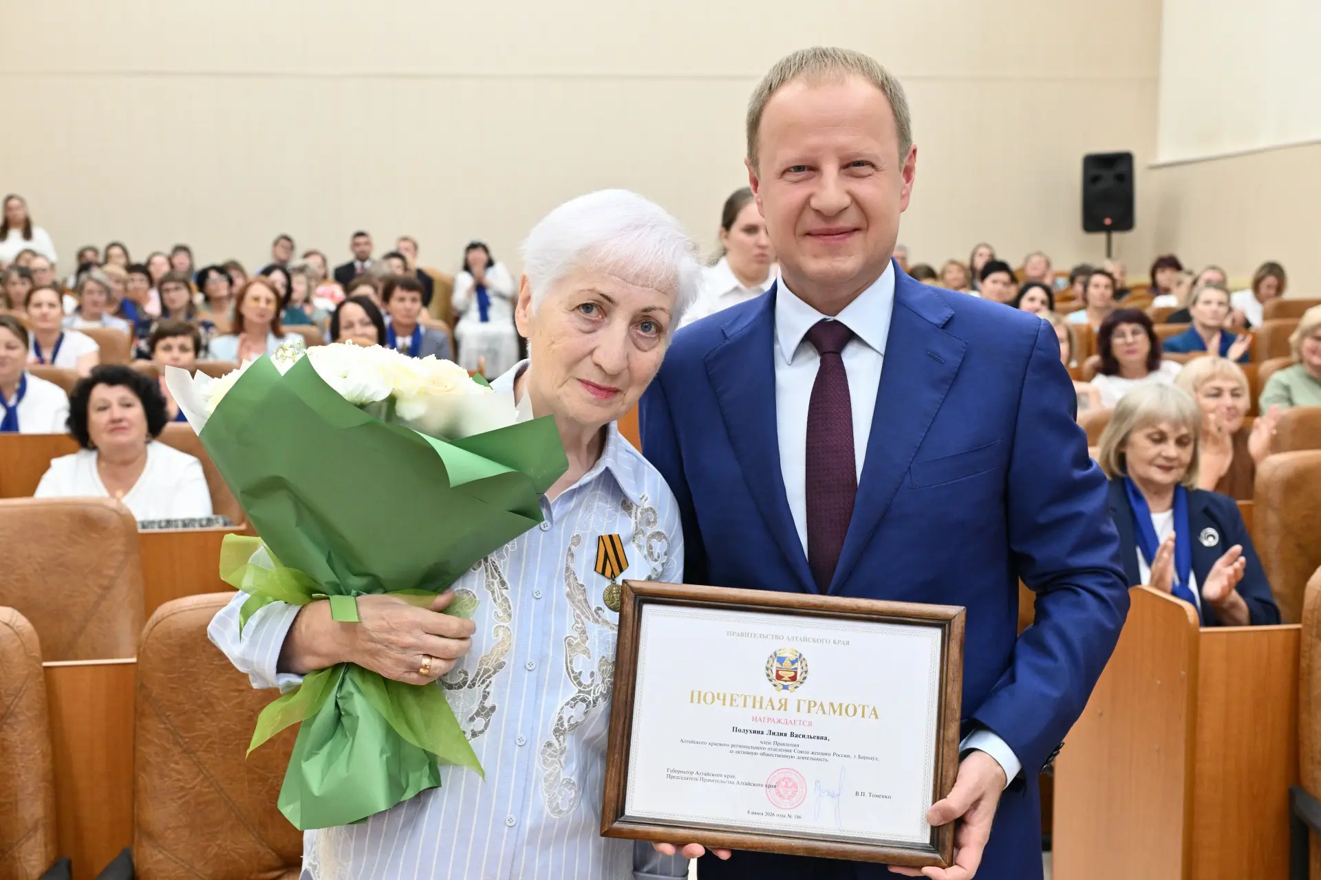 Десятки тысяч жительниц нашего Алтайского края участвуют в мероприятиях советов женщин,...