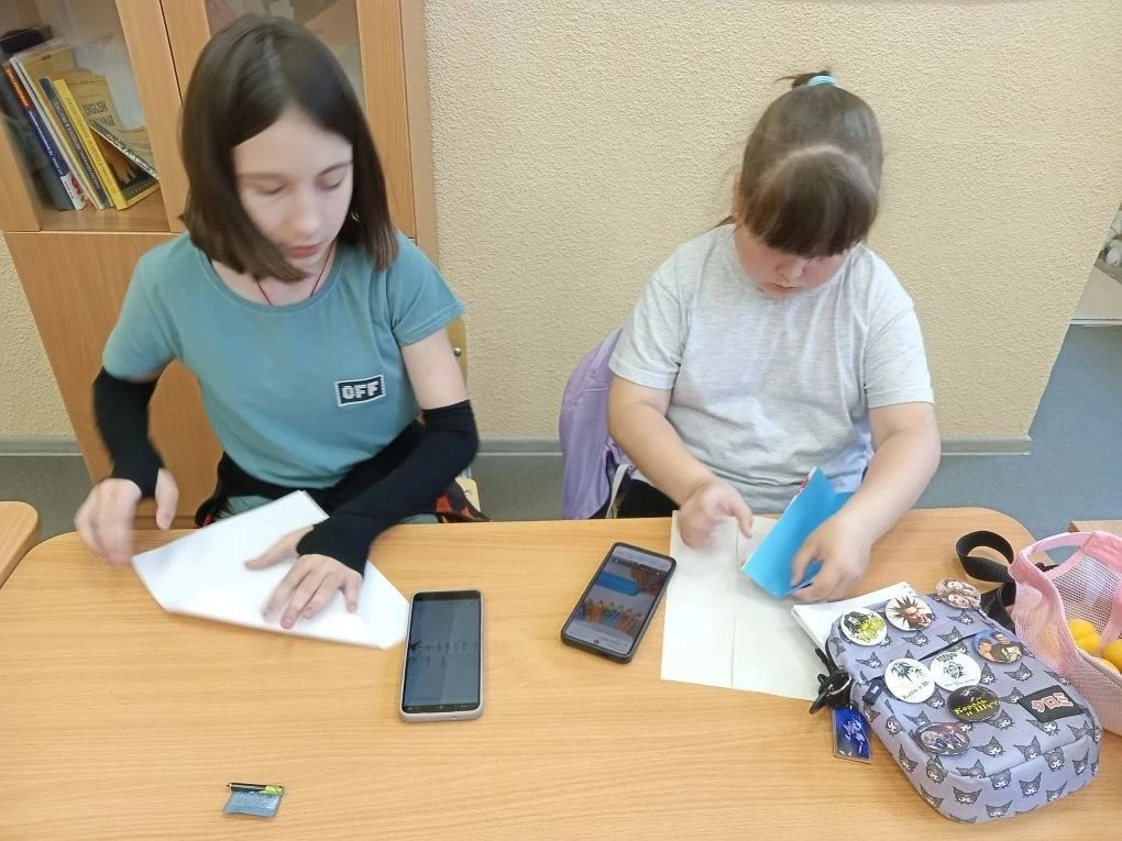 День 4 в «РОСТКЕ»: День науки и изобретений ✈️🔬