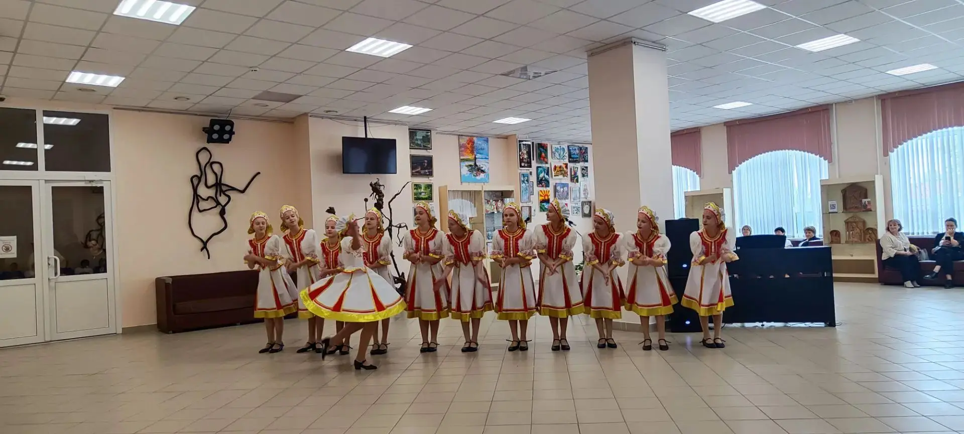 🍂 30 сентября учащиеся нашей школы искусств организовали концерт для районного меропри...