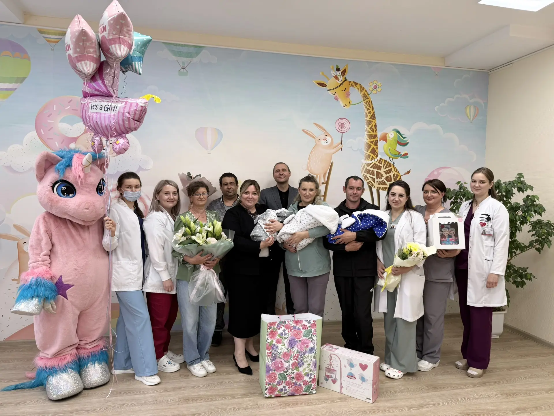 Торжественная выписка тройняшек! 🎉