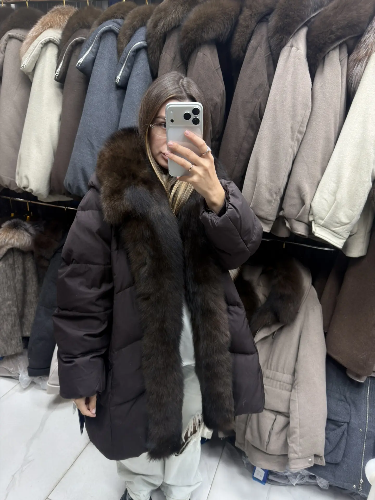 пуховики с мехом
