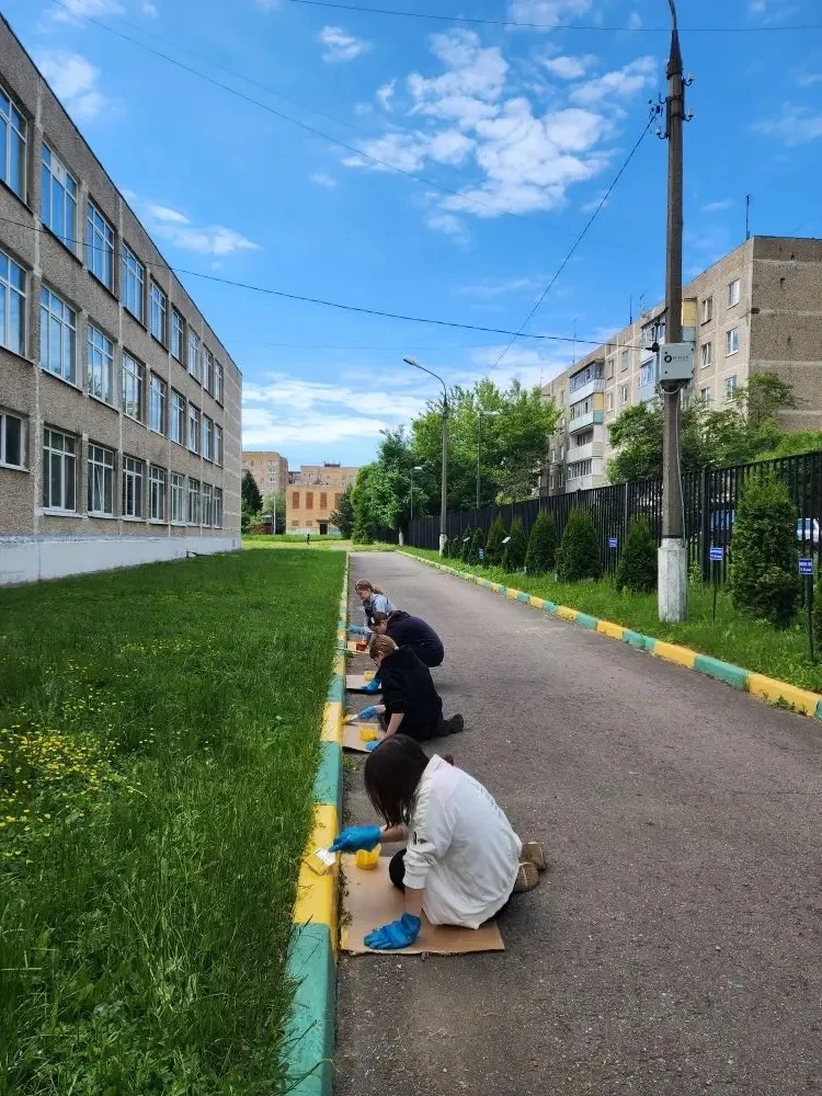 🚀 Старт дан! В нашей школе с 1 июня открыла свои двери летняя трудовая бригада.

Лето — это не толь