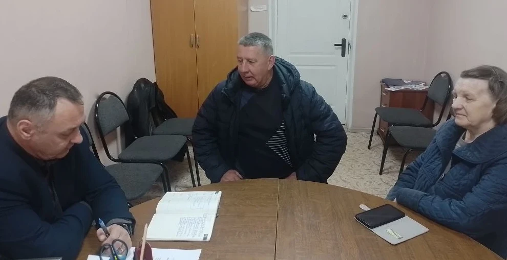 21 апреля на базе ОГБУ "Нейский КЦСОН" заместитель директора департамента по труду и со...