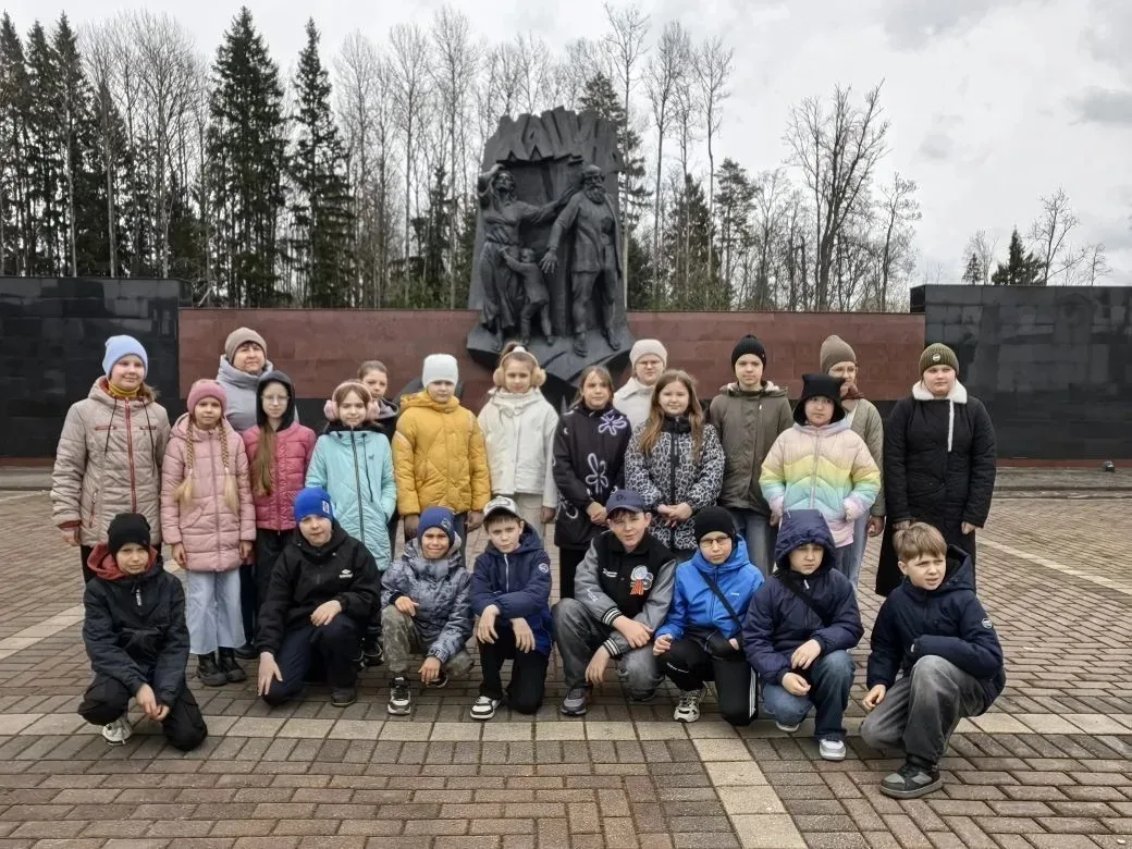 🏫 4 А класс: выходные с пользой! В минувшие выходные ученики 4 А класса вместе с классным руководите