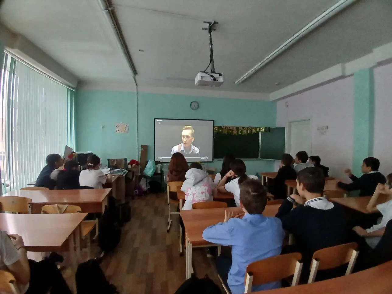 🇷🇺МЕСЯЧНИК ОБОРОННО-МАССОВОЙ И ВОЕННО-ПАТРИОТИЧЕСКОЙ РАБОТЫ🇷🇺  🇷🇺Сегодня в нашей школе прошли классн