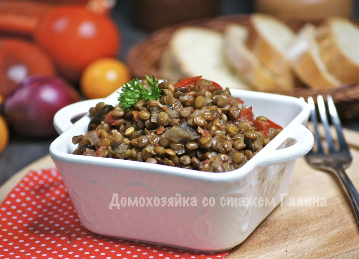 ЧЕЧЕВИЦА С ОВОЩАМИ В МУЛЬТИВАРКЕ
Сегодня у нас вкусный, сытный и полезный гарнир. Кстати, диетологи 