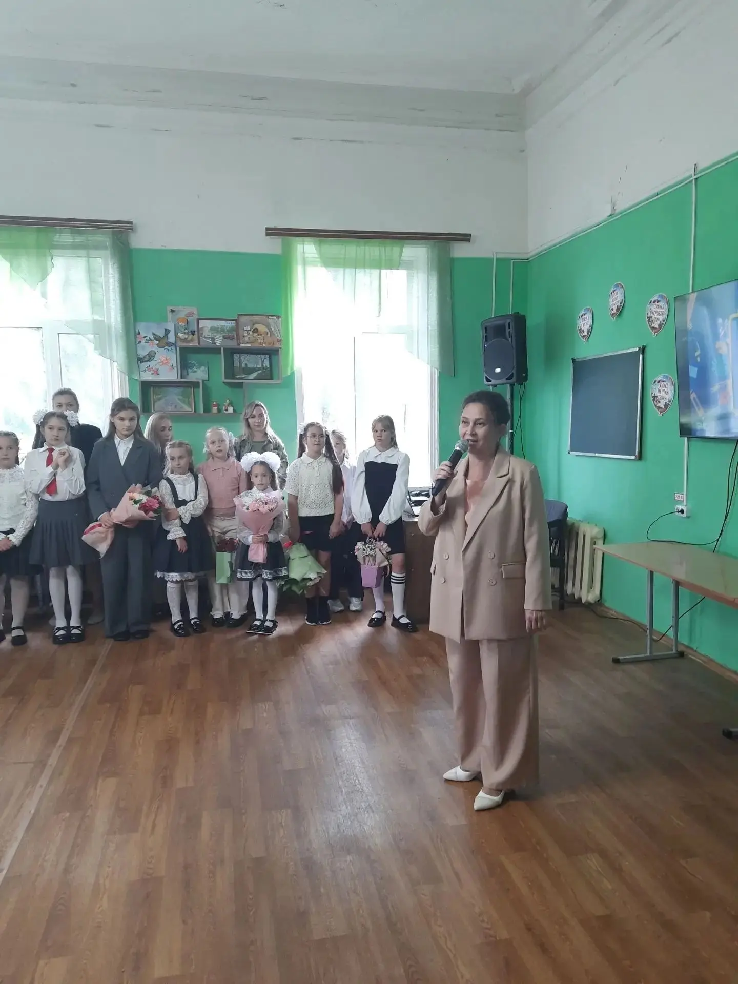 Ежегодно 1 сентября в России отмечается День знаний — праздник, который знаменует начал...