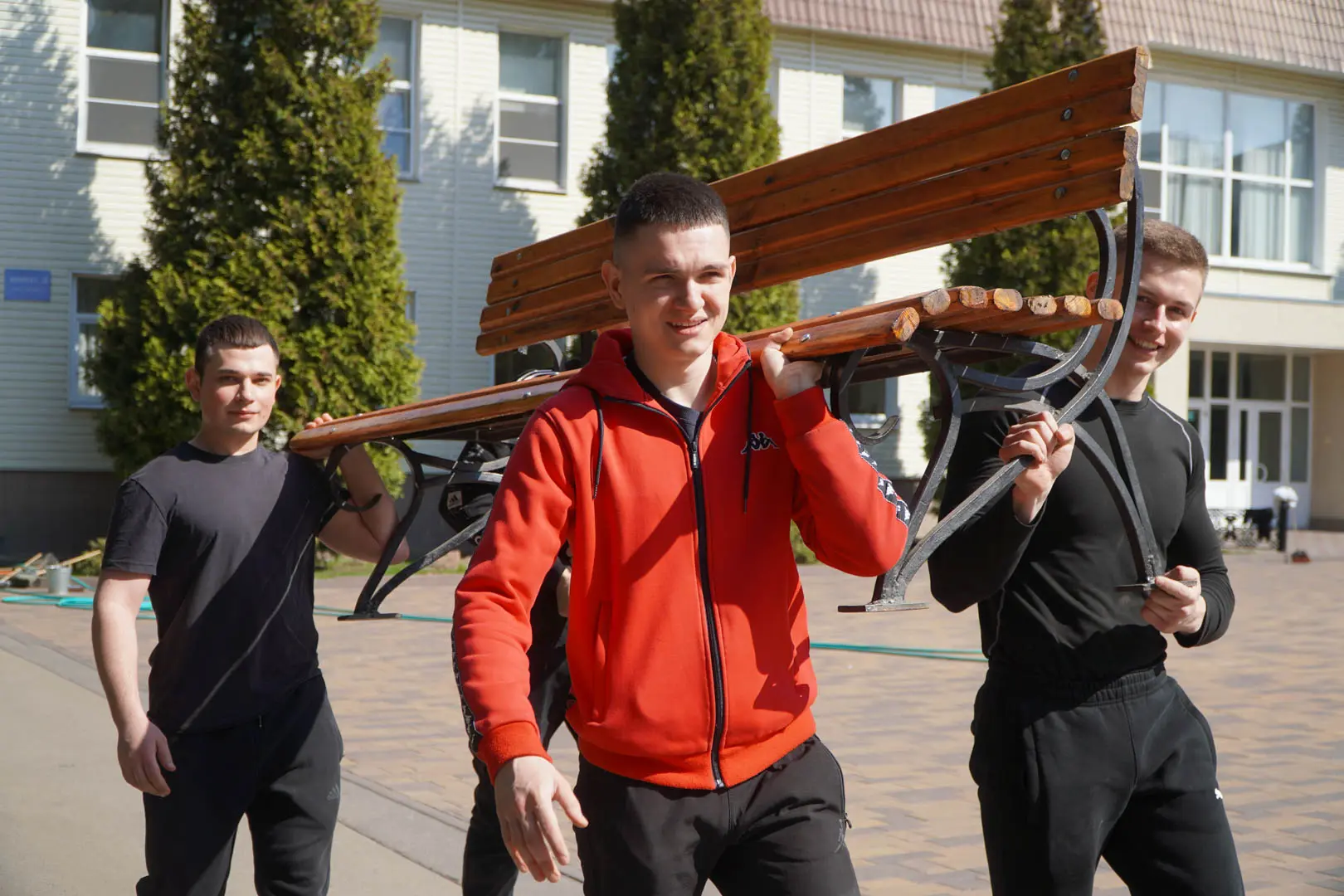 ⭐️ В институте состоялся традиционный экологический субботник  🗓 Ежегодно в рамках общероссийской ак