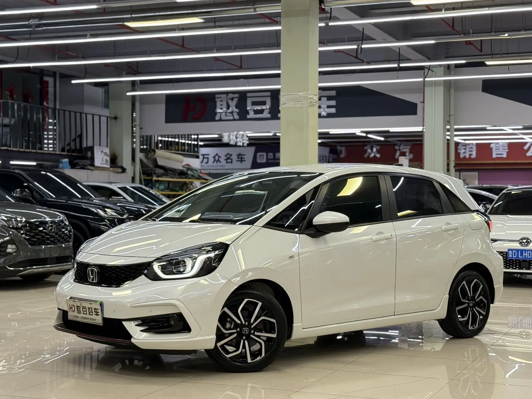 Honda Fit 1.5 131 лс