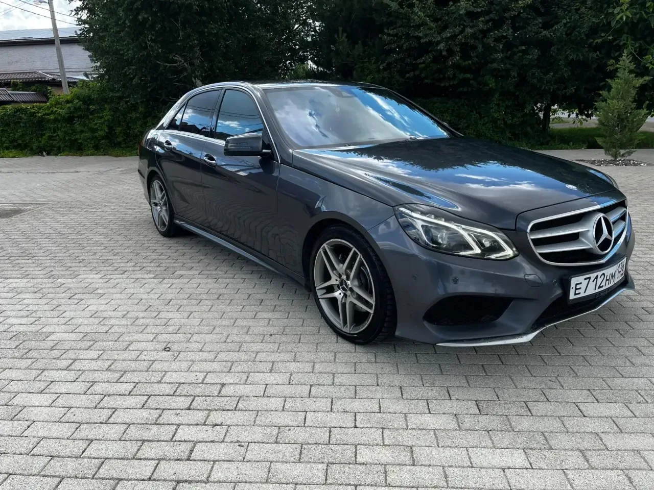🚗Продам живого Мерса W212 рестайлинг бензин 185 л.с. состояние отличное,без вложений. 2013 год
💵Це