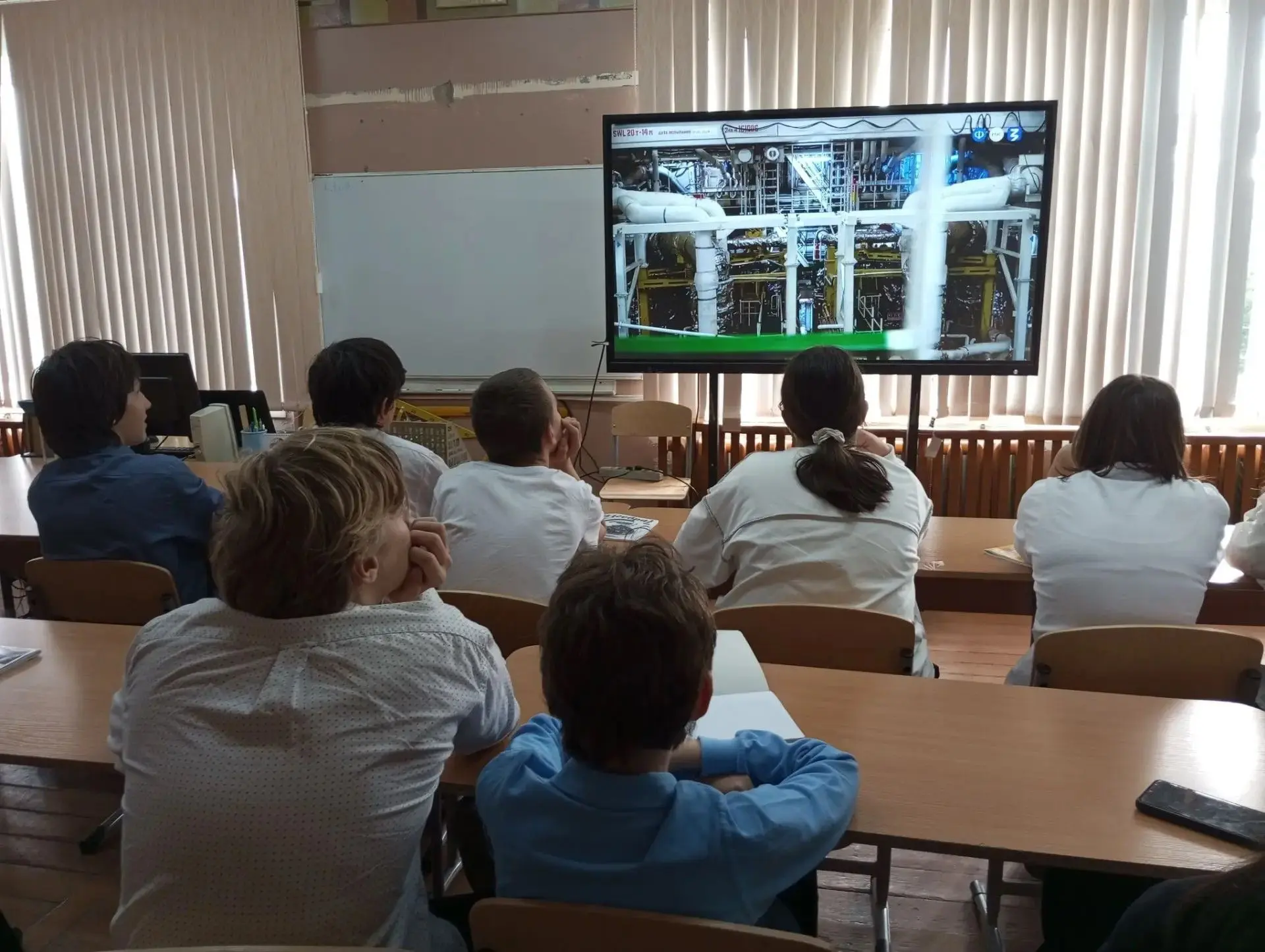 📍 МБОУ СОШ «Лесные озёра»