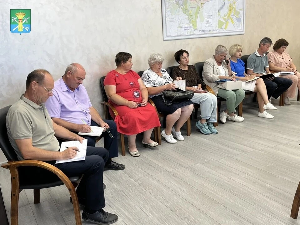 28 августа  в районной администрации Петропавловского муниципального района прошло засе...