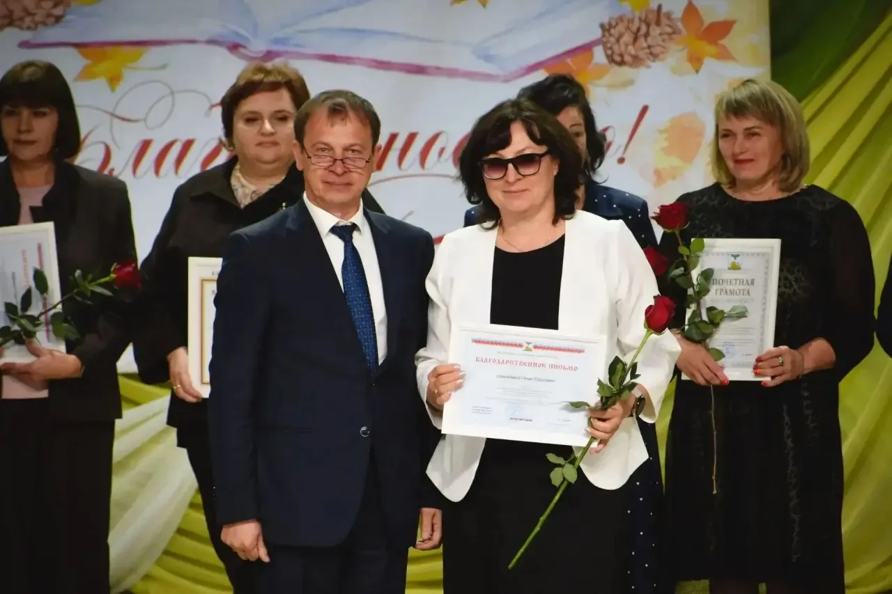 ПОЗДРАВЛЯЕМ НАШИХ ПЕДАГОГОВ С ЗАСЛУЖЕННЫМИ НАГРАДАМИ👏👏👏