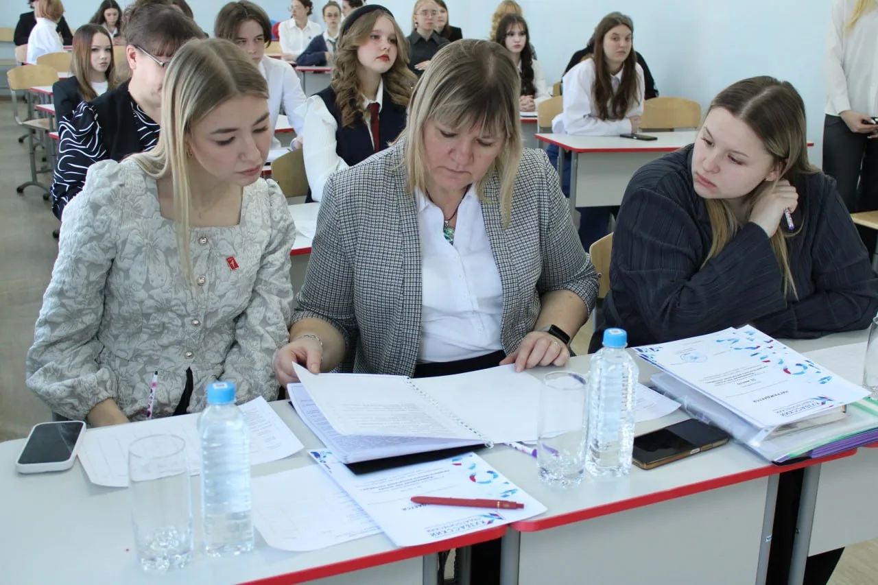 СИЛА НАРОДА — В ЕДИНСТВЕ   27 февраля в КузПК (корпус 5 в г. Анжеро-Судженске) прошли традиционные к
