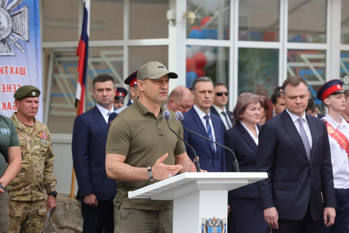 🫡 В городе Шахты Ростовской области посетил кадетский корпус им. генерала Бакланова. Это не просто у