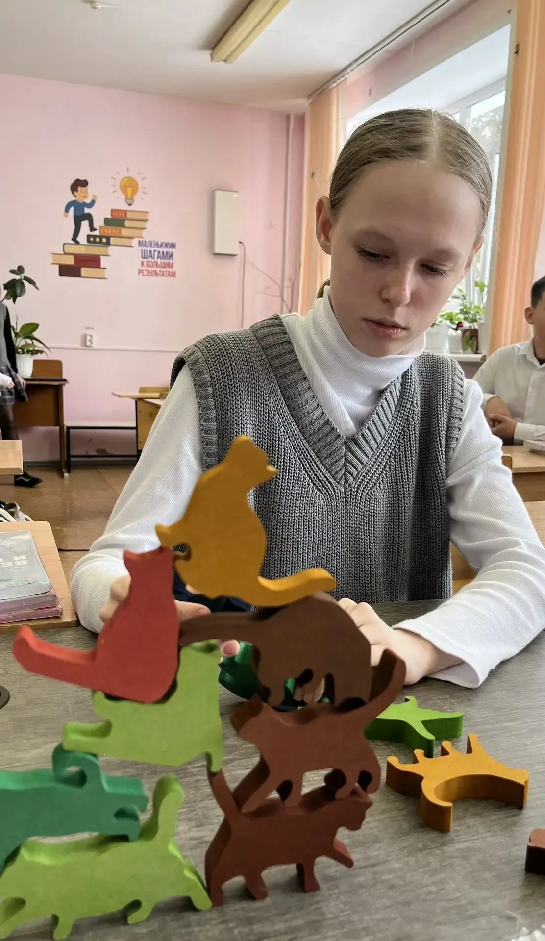 📚Время с пользой! Каникулы — да, но мы всё равно вспоминаем наши нескучные перемены в лицее № 10!  В