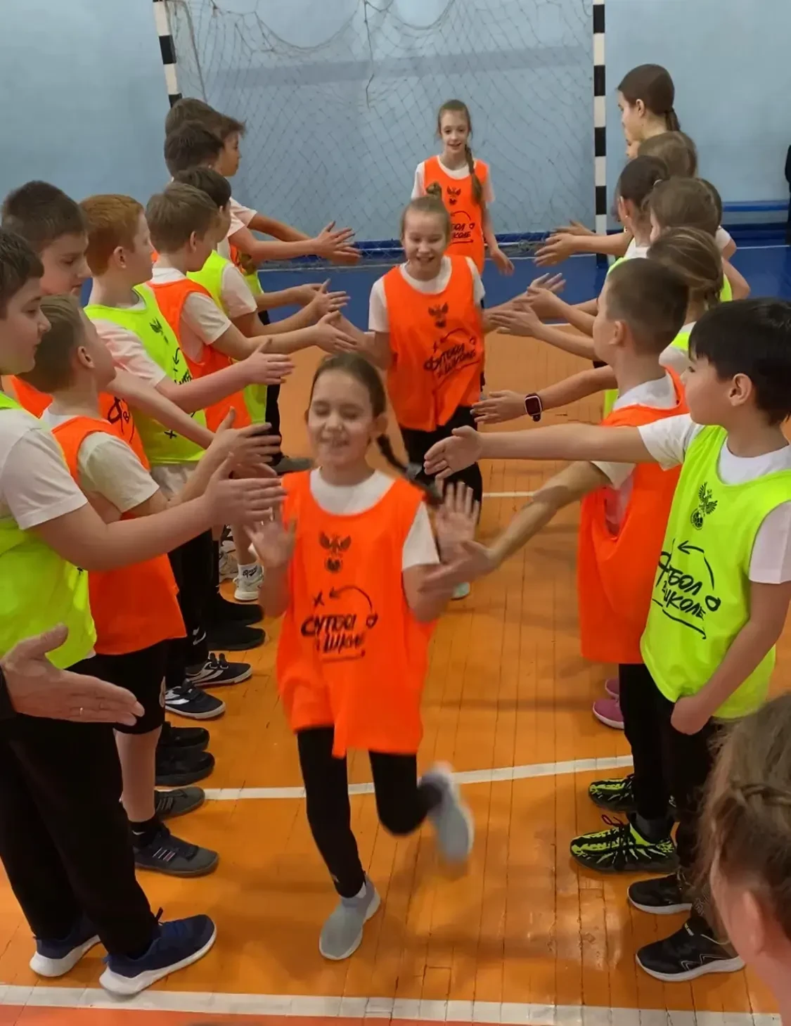 ⚽️⚽️⚽️В рамках проекта "Футбол в школе" 14 января в 4 классе БОУ г. Омска "СОШ 8" проше...