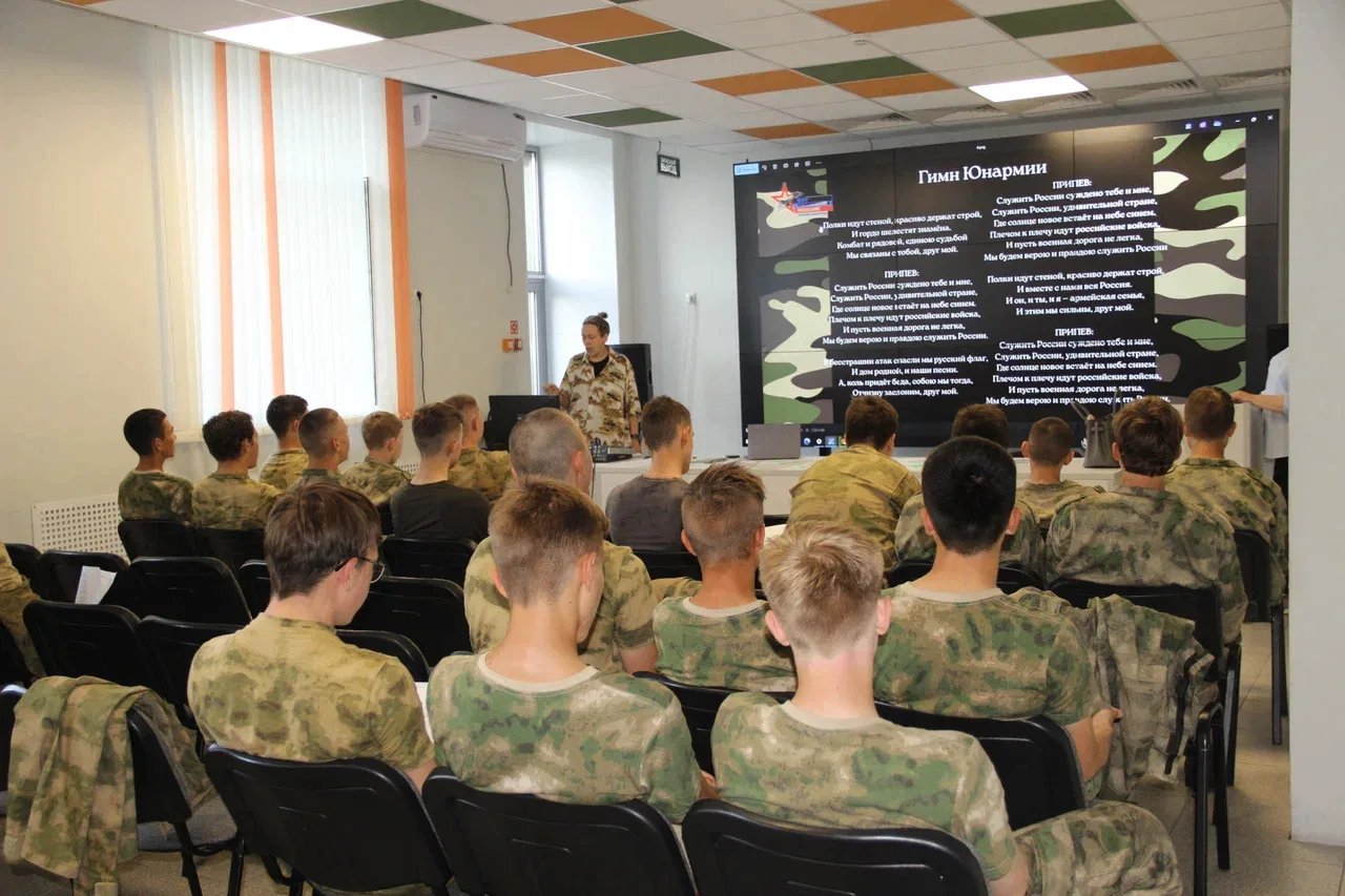 Второй день регионального этапа военно-патриотических сборов «Гвардеец» выдался по-настоящему насыще