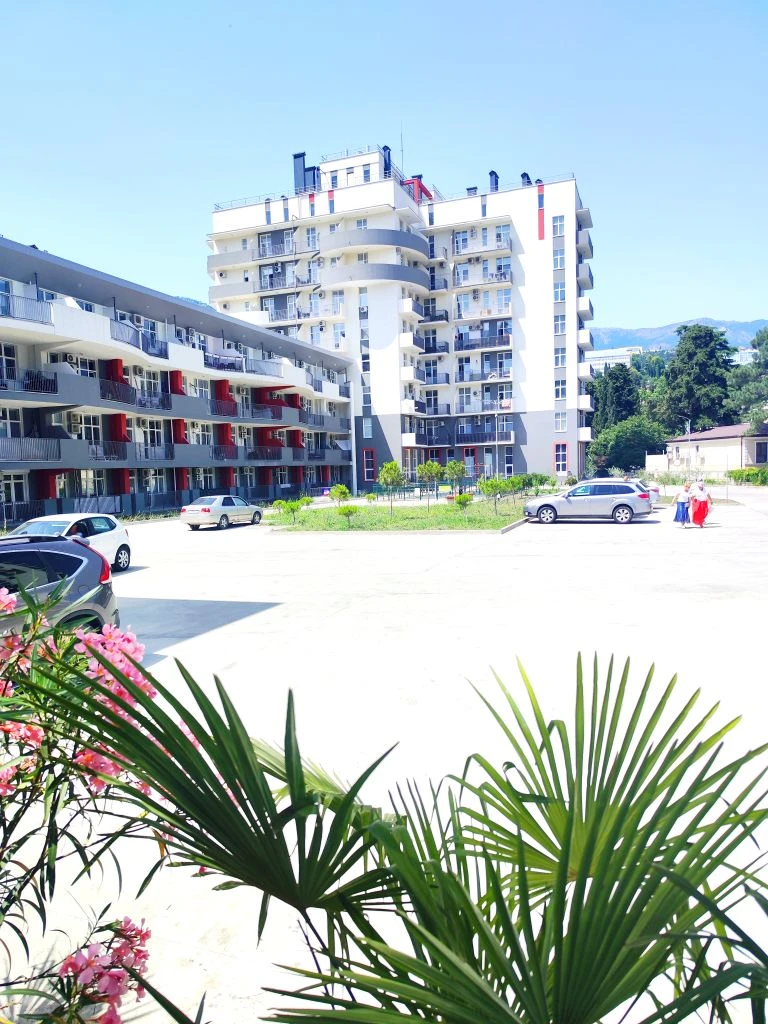 #ЯЛТА   🌟 Лучшее место в центре Ялты — Спартак!  🏡 Уютная 2-комнатная квартира 54 м² + уютный балкон