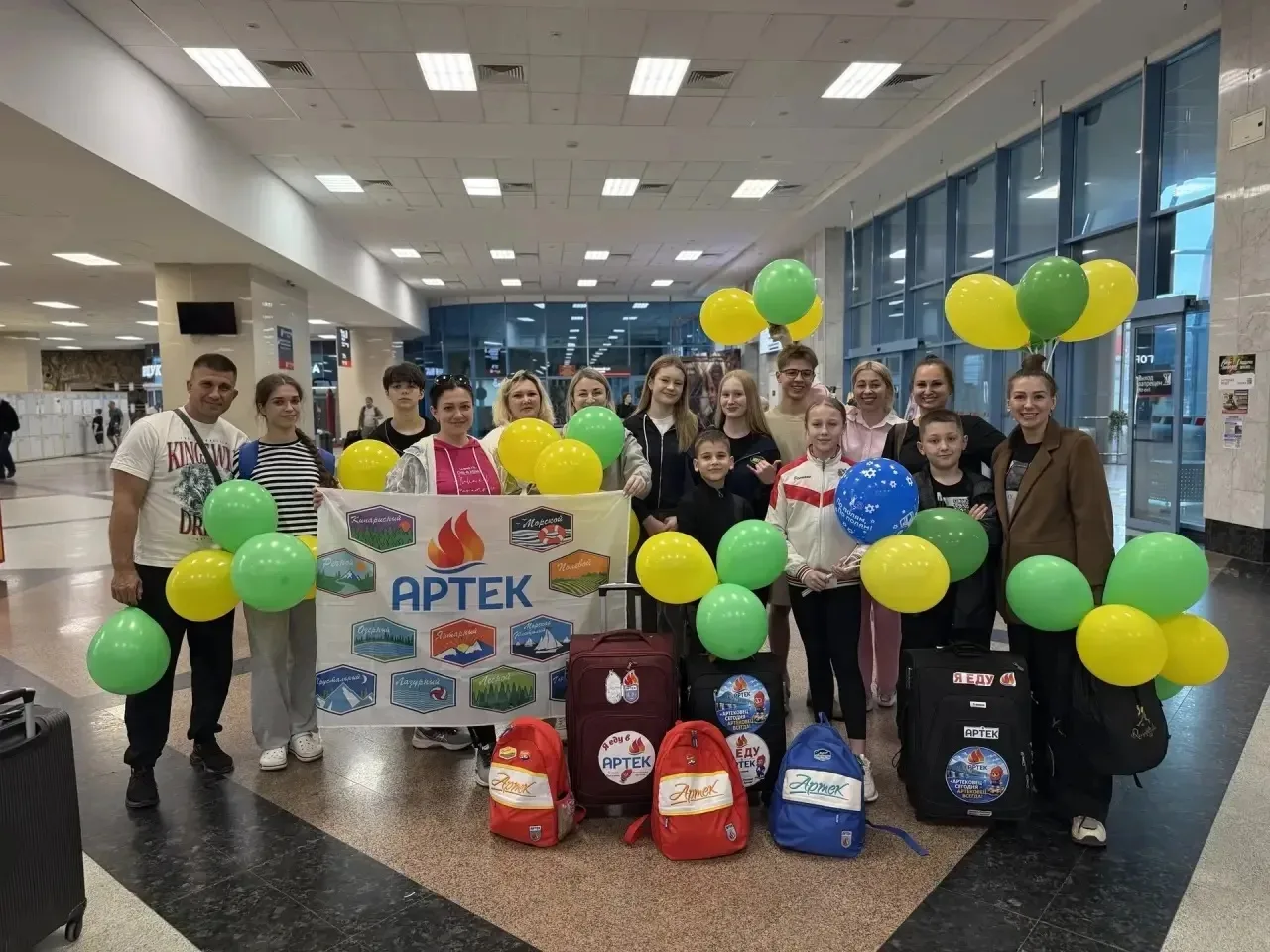 💫 Поздравляем Дарью Петрову (8-а), Алину Колесникову(8-а), Ивана Томилова(4-б) и Дениса Петрова (3-