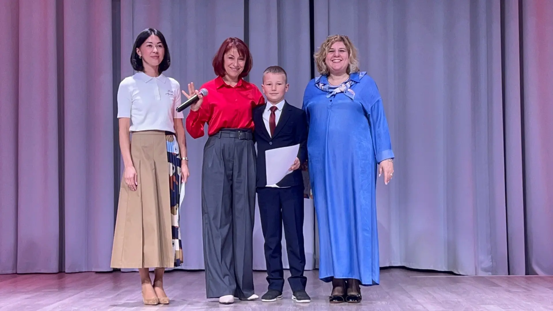 🎤✨ «С чего начинается Родина?» — в нашей школе прошёл финал конкурса патриотических стихов и песен в