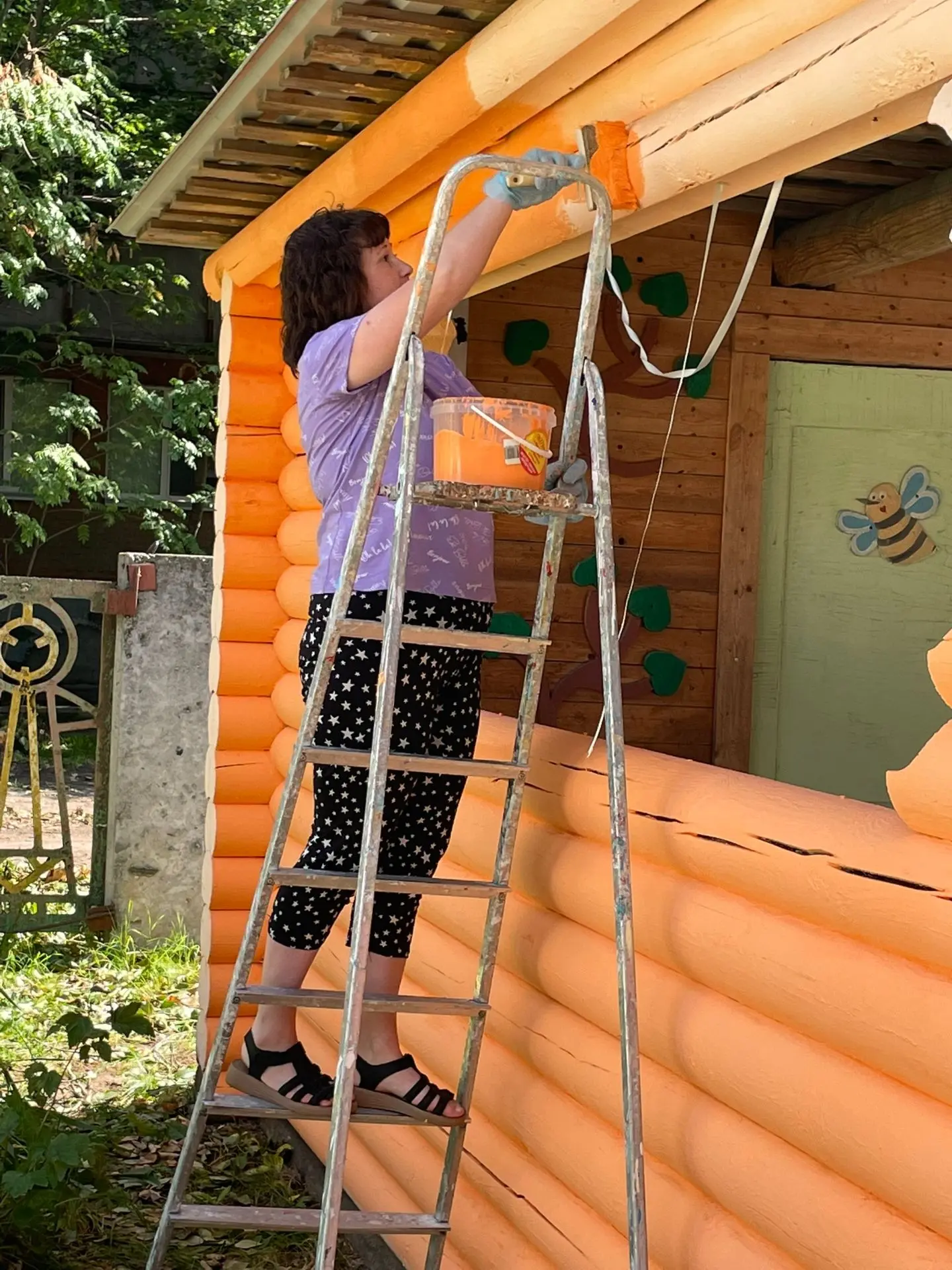 Дорогие друзья! 🌟

Сегодня мы продолжаем делиться новостями о наших ремонтных работах в детском сад