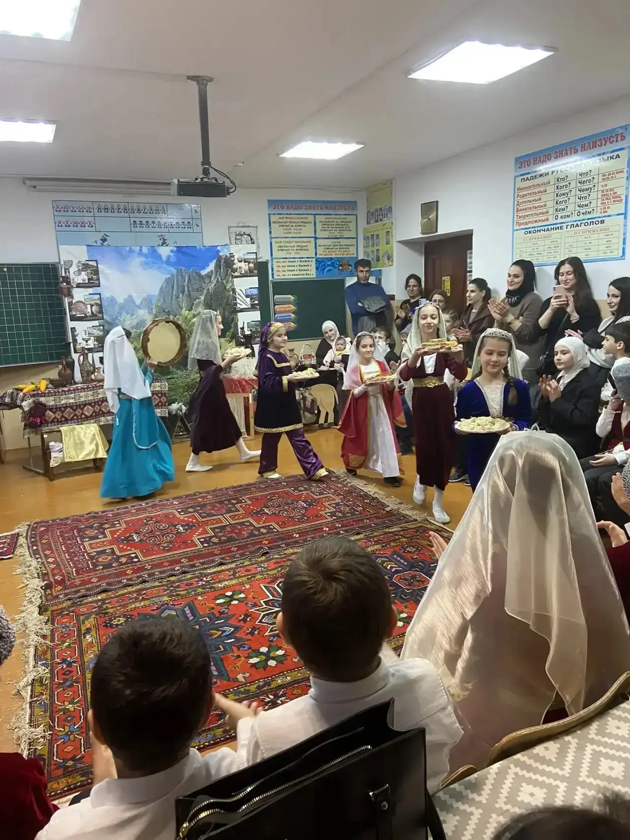 В целях воспитания любви к родному краю, бережного и чуткого отношения к природе, чувства гордости и
