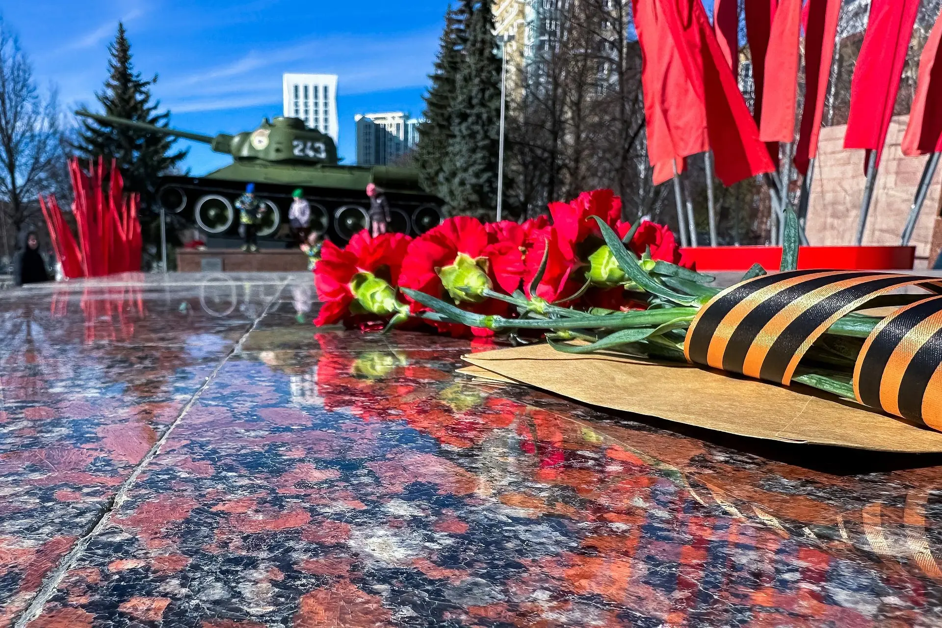 🙌С Днём Победы! 9 Мая — это день, когда мы вспоминаем не только фронтовиков, но и тех,...