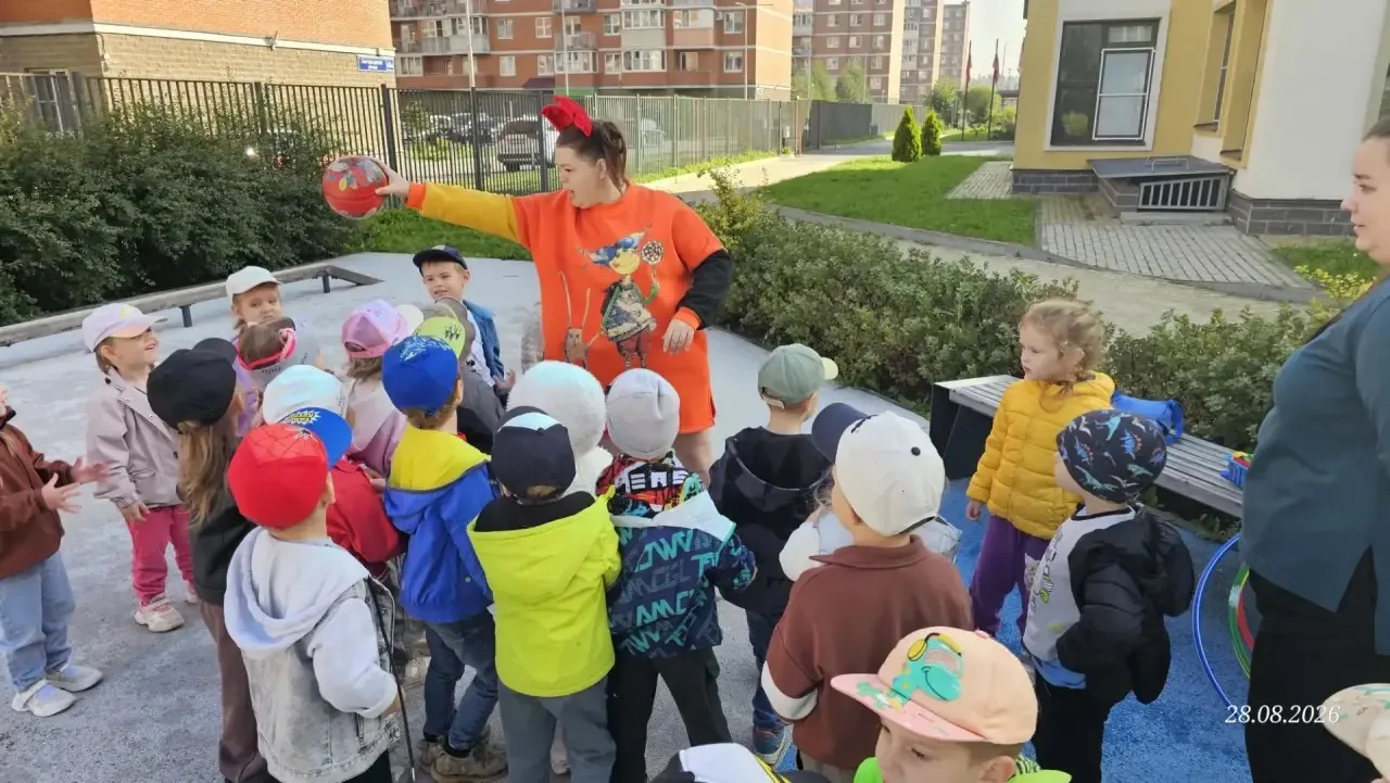 Мы о лете вам споем,