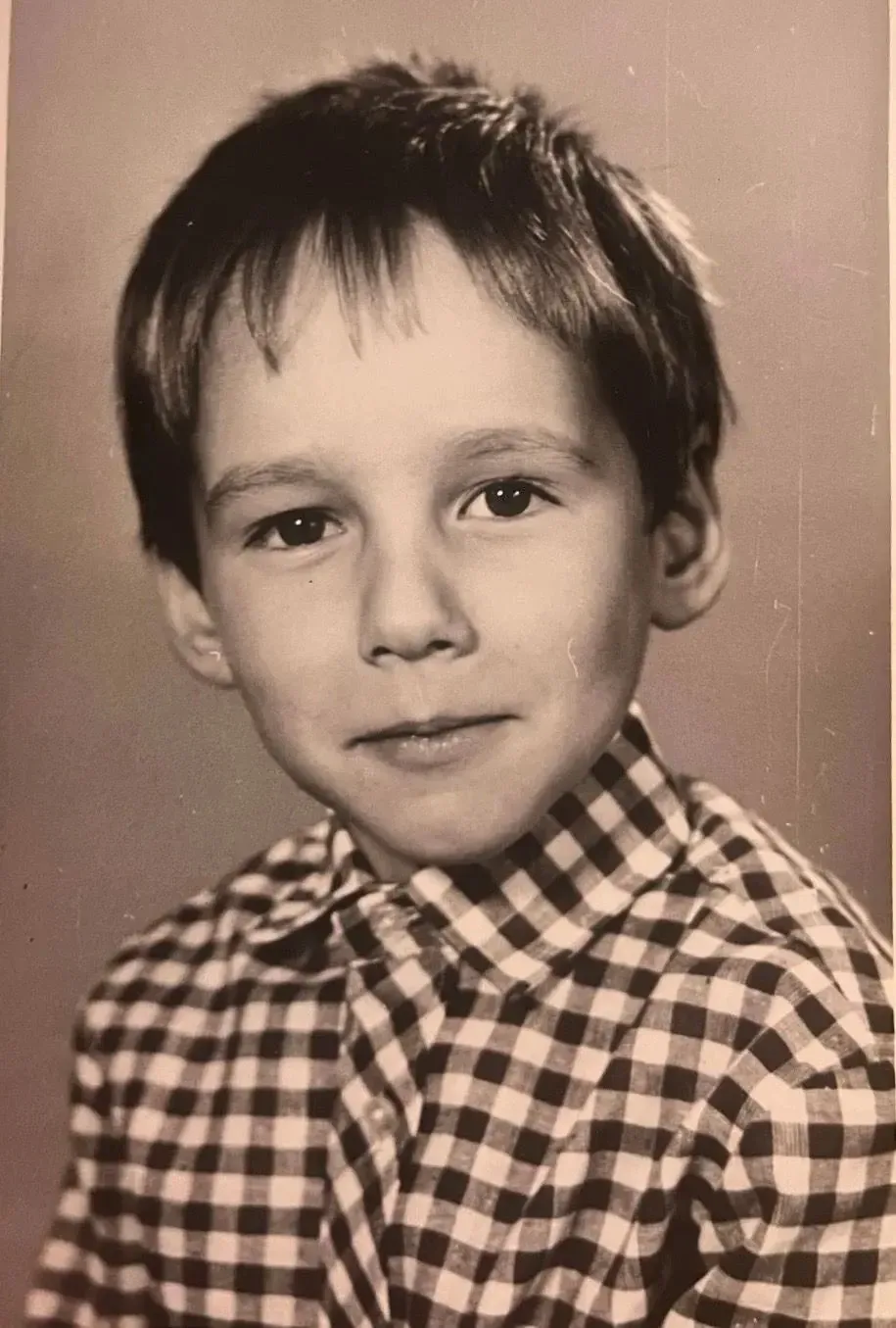 2️⃣

❤️ - Ликутов Алексей Александрович
✅ - Киселев Дмитрий Олегович
💯 - Савушкин Александр Владими