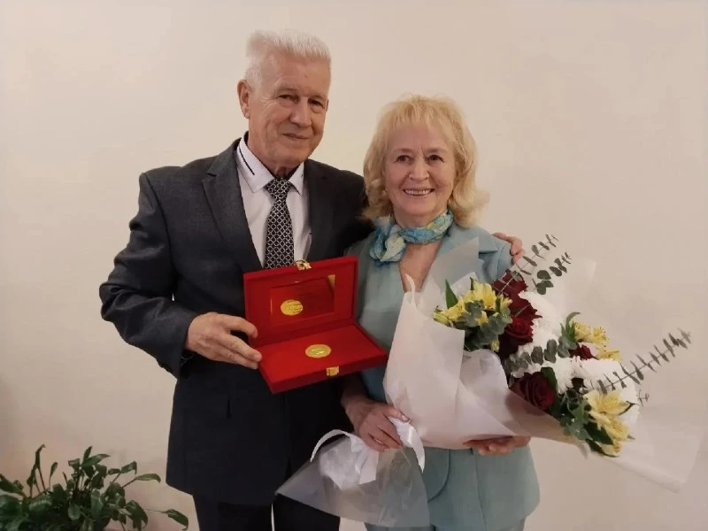 🎂 Супруги из Стругокрасненского района отметили золотую свадьбу