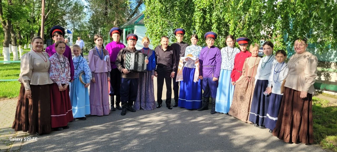 19 мая свой день рождения отметил наш земляк, почётный житель Зимовниковского района,  ...