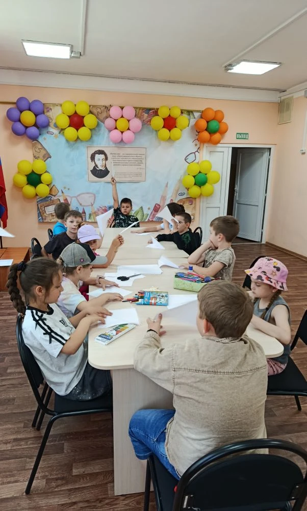 Сегодня в Тельмановском доме творчества прошел замечательный день для ребят из пришколь...