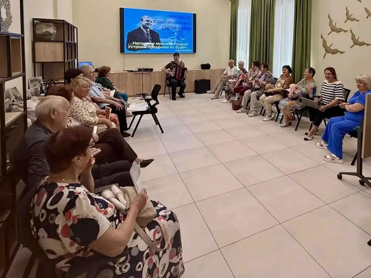 🌟🎸🎼«Как здорово, что все мы здесь сегодня собрались!»🌟
Эти слова можно сделать девизом сегодняшн