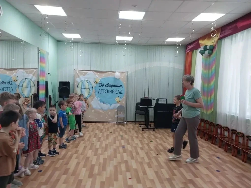 💫Сегодня воспитанники детского сада стали участниками приключений с Незнайкой и вместе  с ним повто
