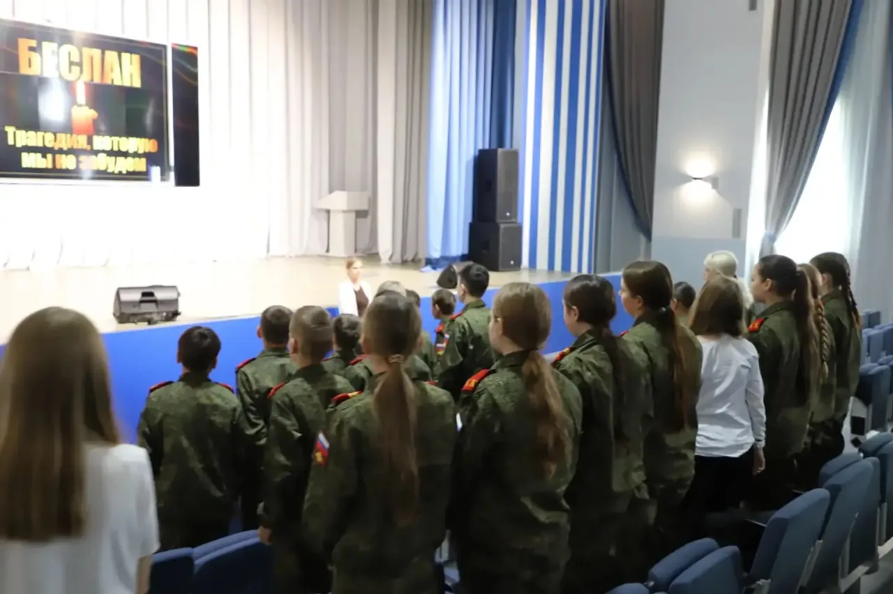 «Прерванный урок». Сегодня именно так назывался наш час памяти. 🕯️