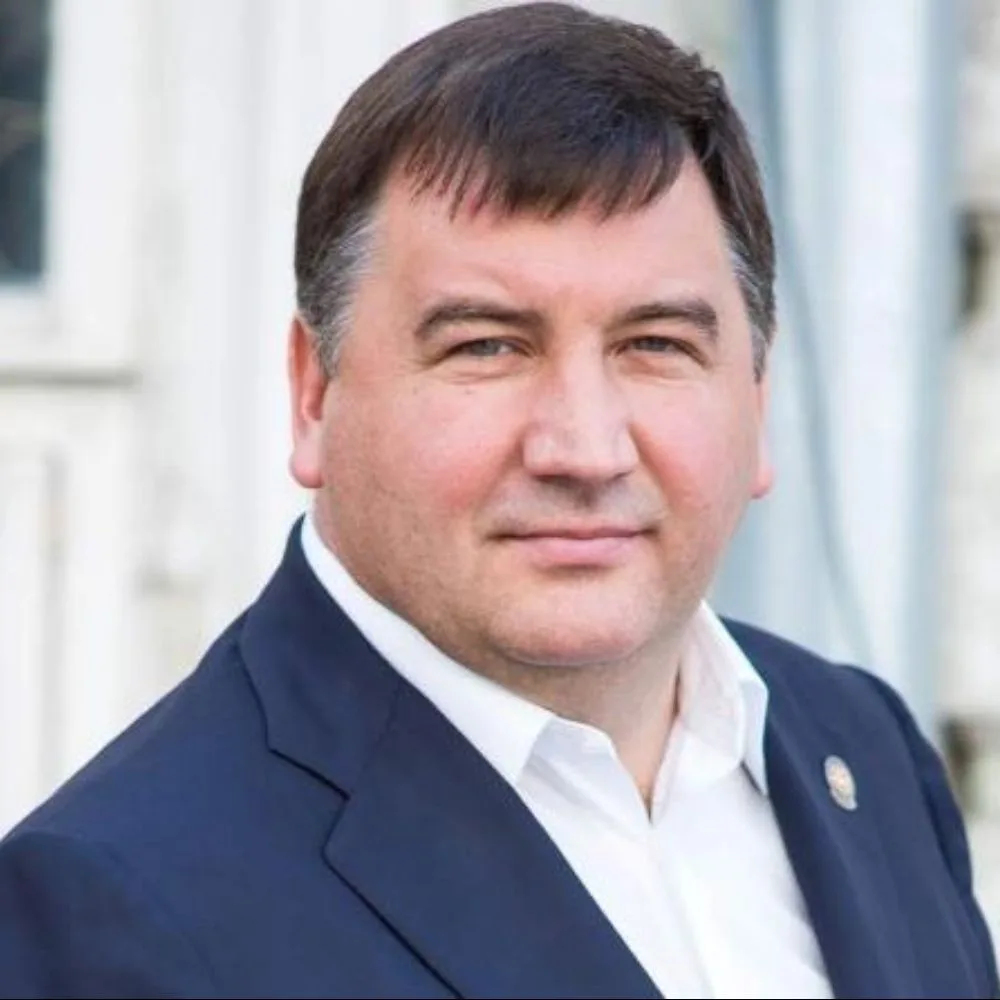 🏛️🔝 Поздравление ректора КФУ Ленара Сафина с началом нового учебного года