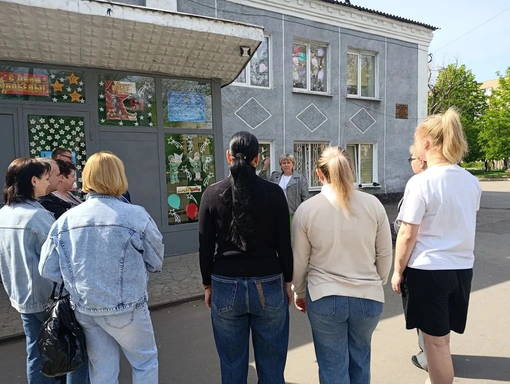 Под эгидой Единой России проводятся встречи с населением для выявления проблемных вопро...