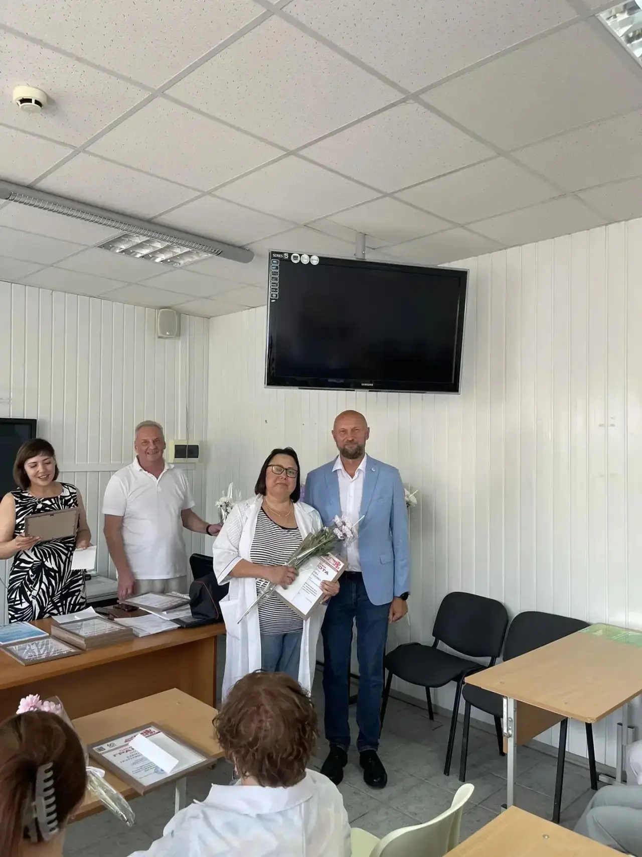 Сегодня с главным врачом и председателем Думы поздравляли наших медиков с профессиональ...
