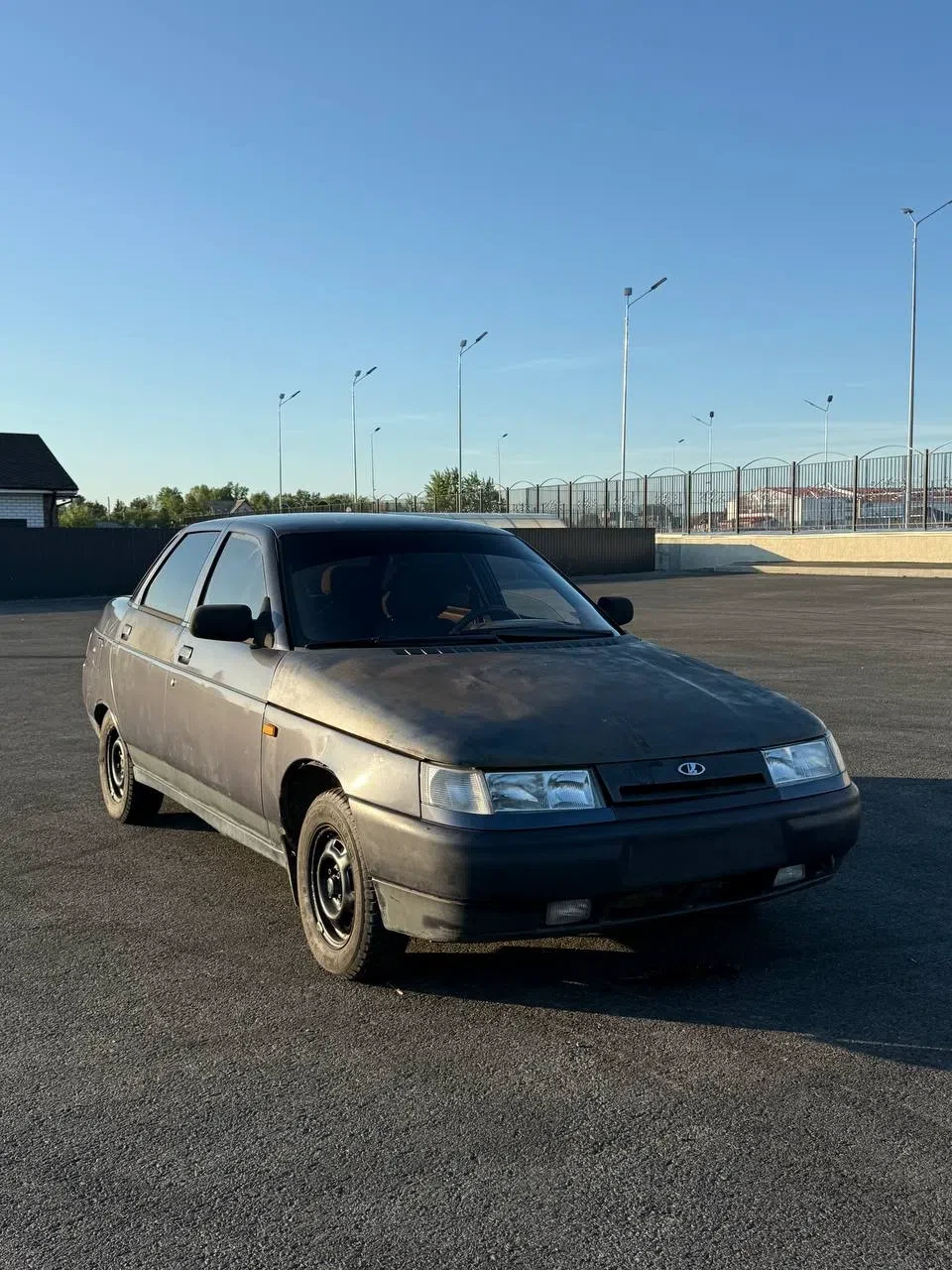 Ваз 2110 1998 года, 8-ми клоп, карб. 159250км пробега