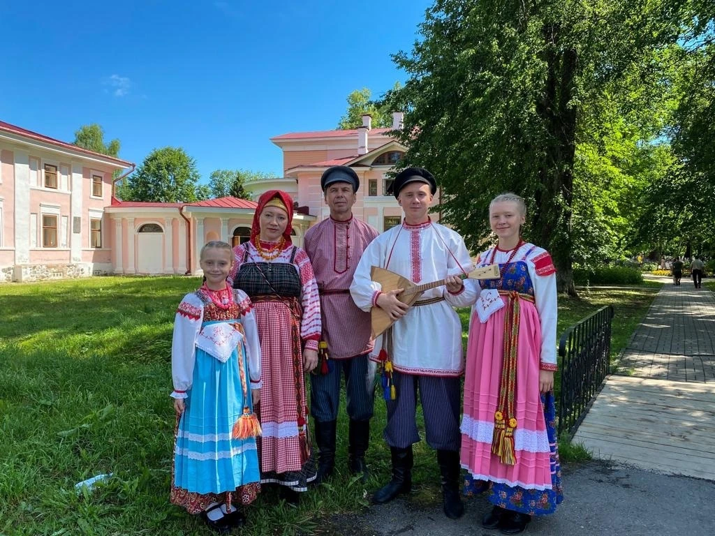 «Семейный лад» стартовал на Вологодчине  Ежегодный областной фестиваль «Семейный лад» является регио