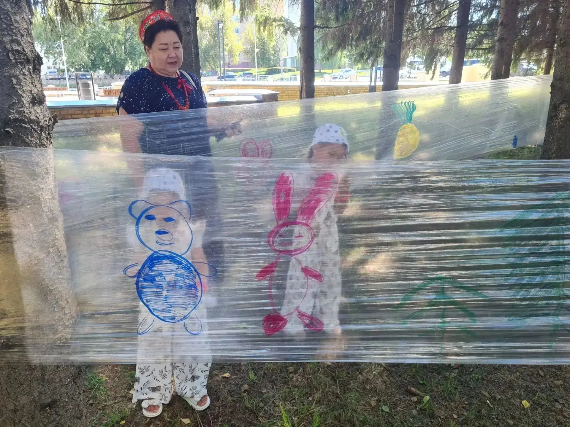 🎨 Чудеса на пищевой пленке!