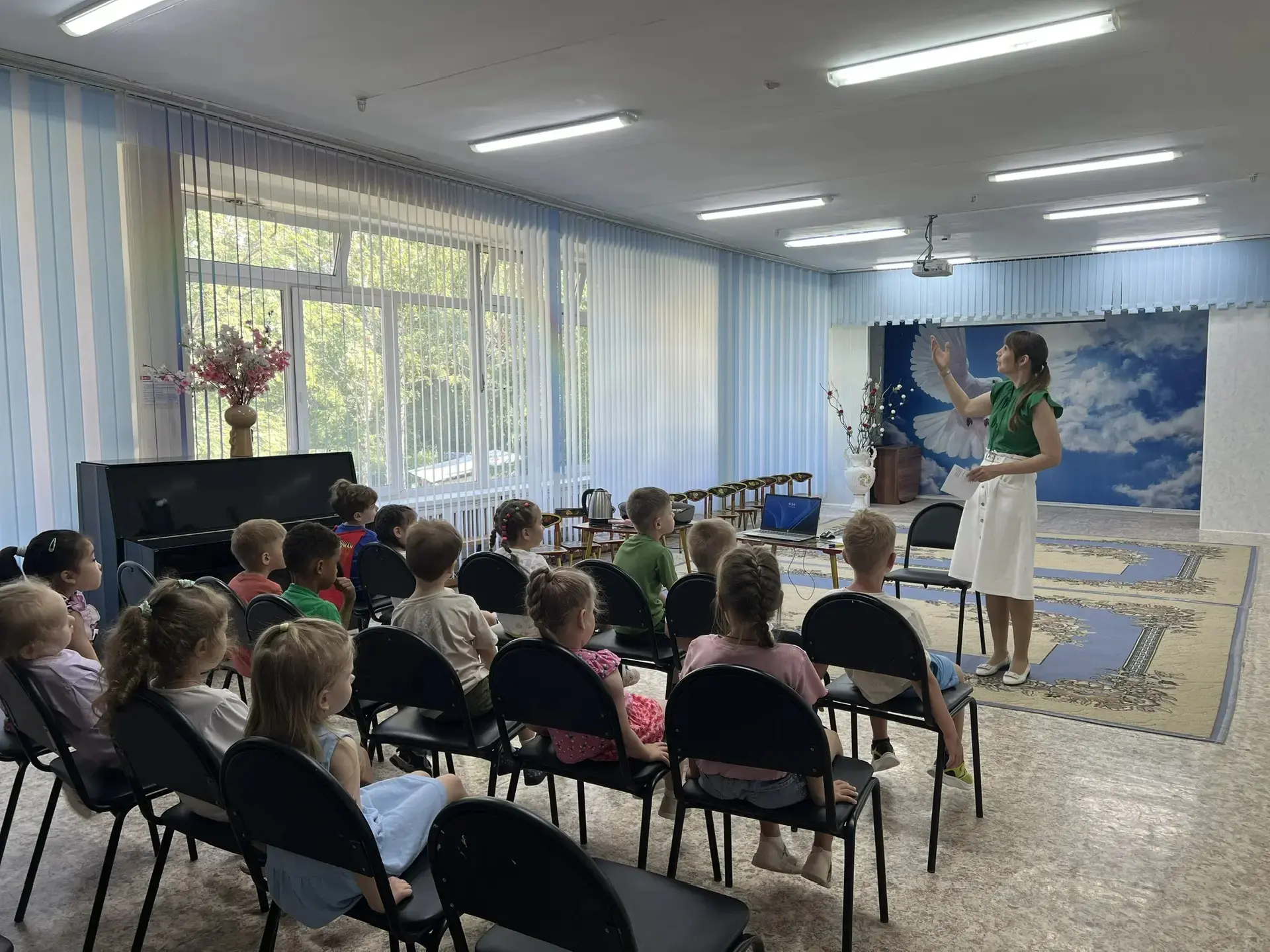 🎉 «Бережём энергию»: познавательное развлечение в МБДОУ № 493! 🎉

💡 В нашем детском саду прошла у
