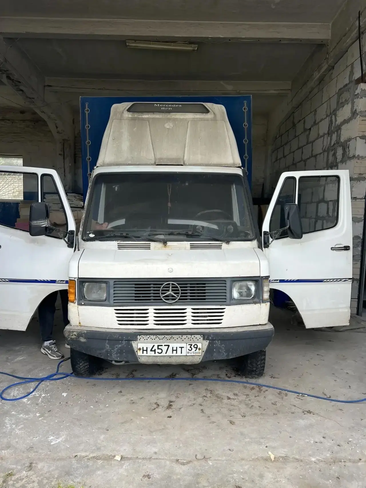 Продажа. Авто стояло 3 года, рама целая, единственное нужно заниматься кабиной, и за че...